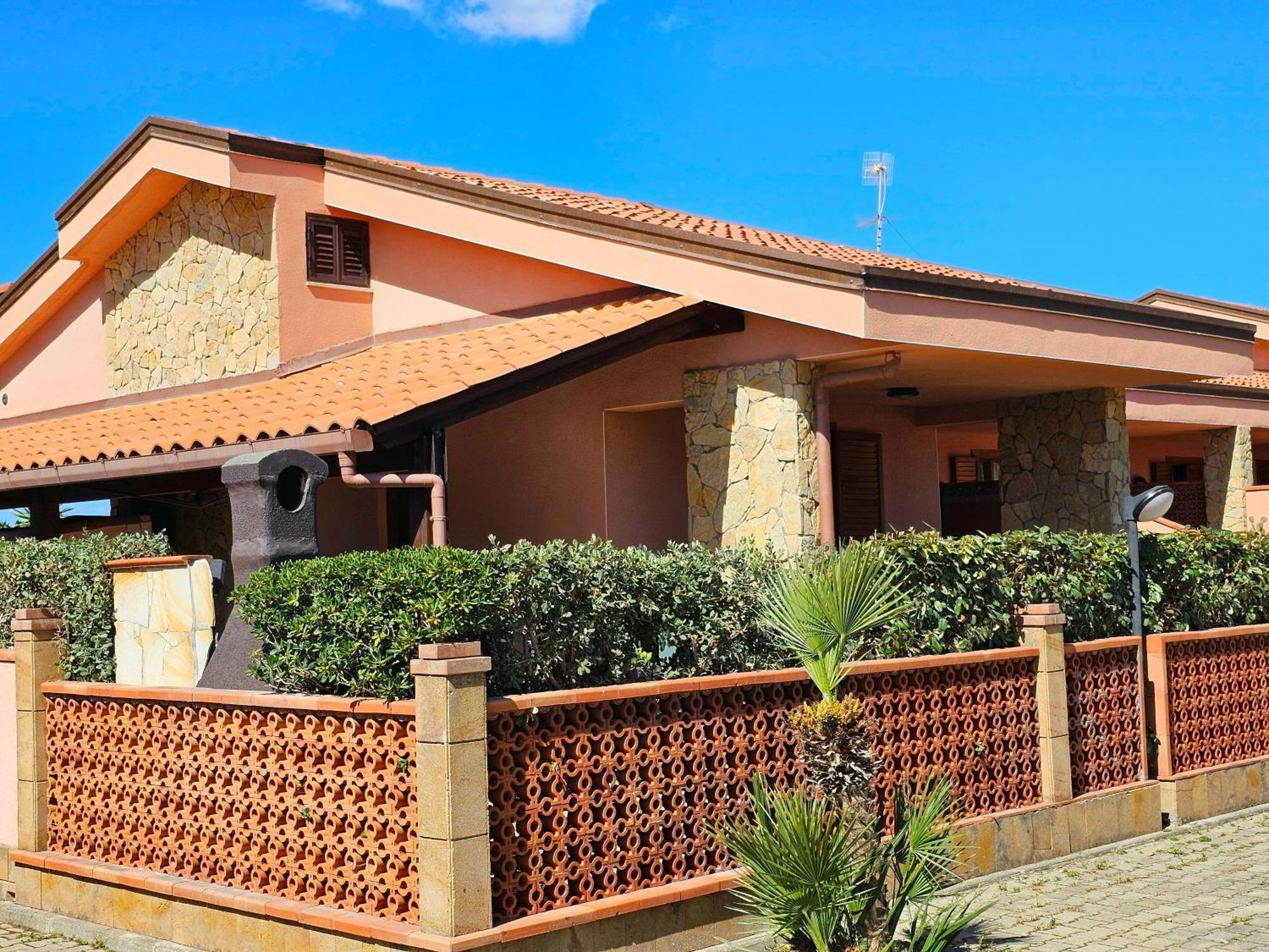 קמפופליצ'ה די רוצ'לה Costa Mediterranea Holiday Homes מראה חיצוני תמונה